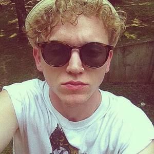 Meet your Posher, William